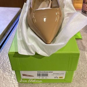 Sam Edelman “Wanda” beige patent flat, new